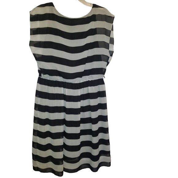 Maurice's Women's Black and White Striped Midi Dress Sz Large - Picture 2 of 4